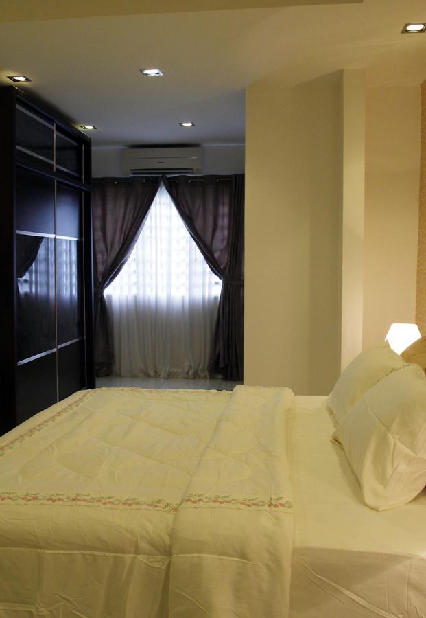 Gurney Luxe Inn George Town Exteriör bild